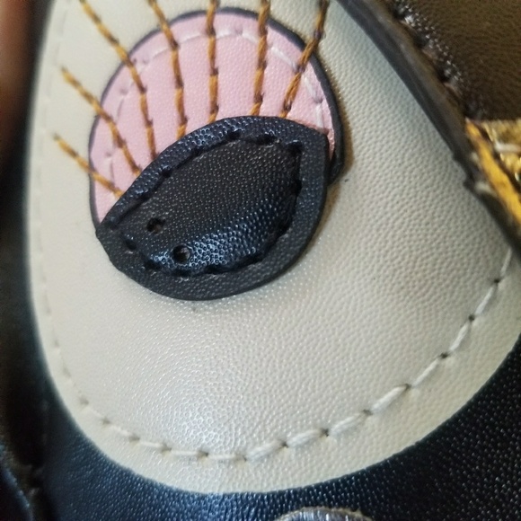 🌹GIFTED w/ An Order 🌹 Owl Handbag Crossbody - Picture 4 of 8